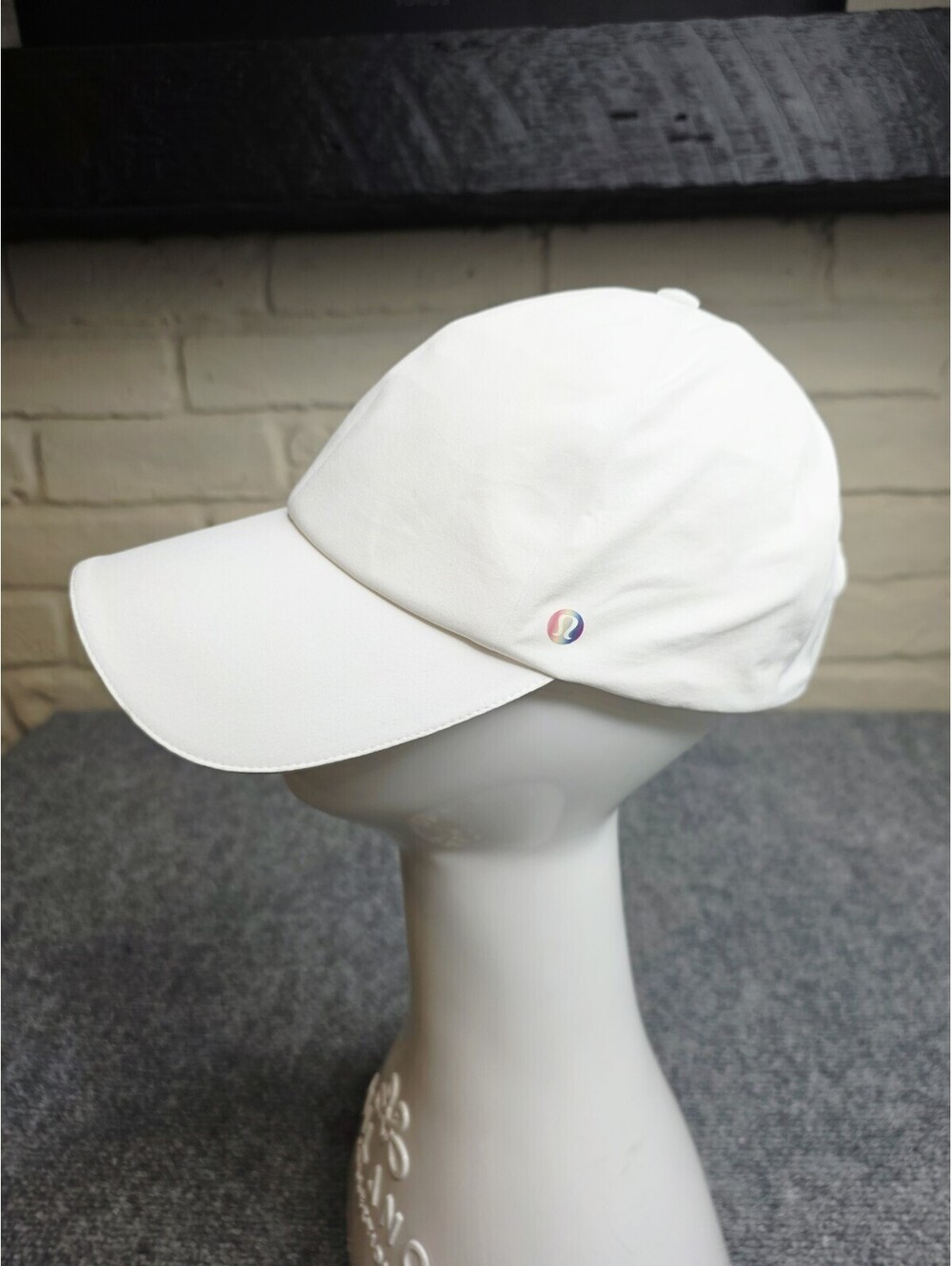 Lululemon Fast and Free Running Hat Pride White Rainbow Logo Strapback OSFM EUC
